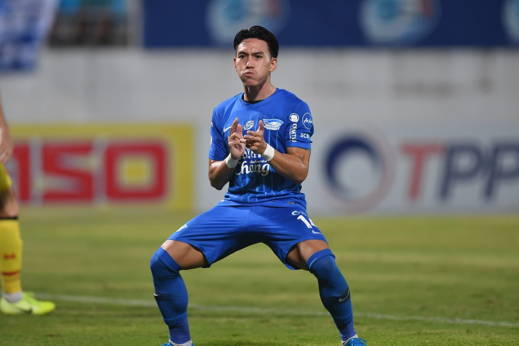 ธีรเทพ วิโนทัย