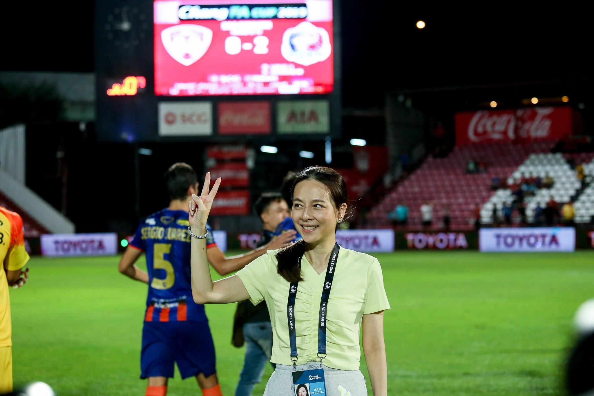 นวลพรรณ ล่ําซํา