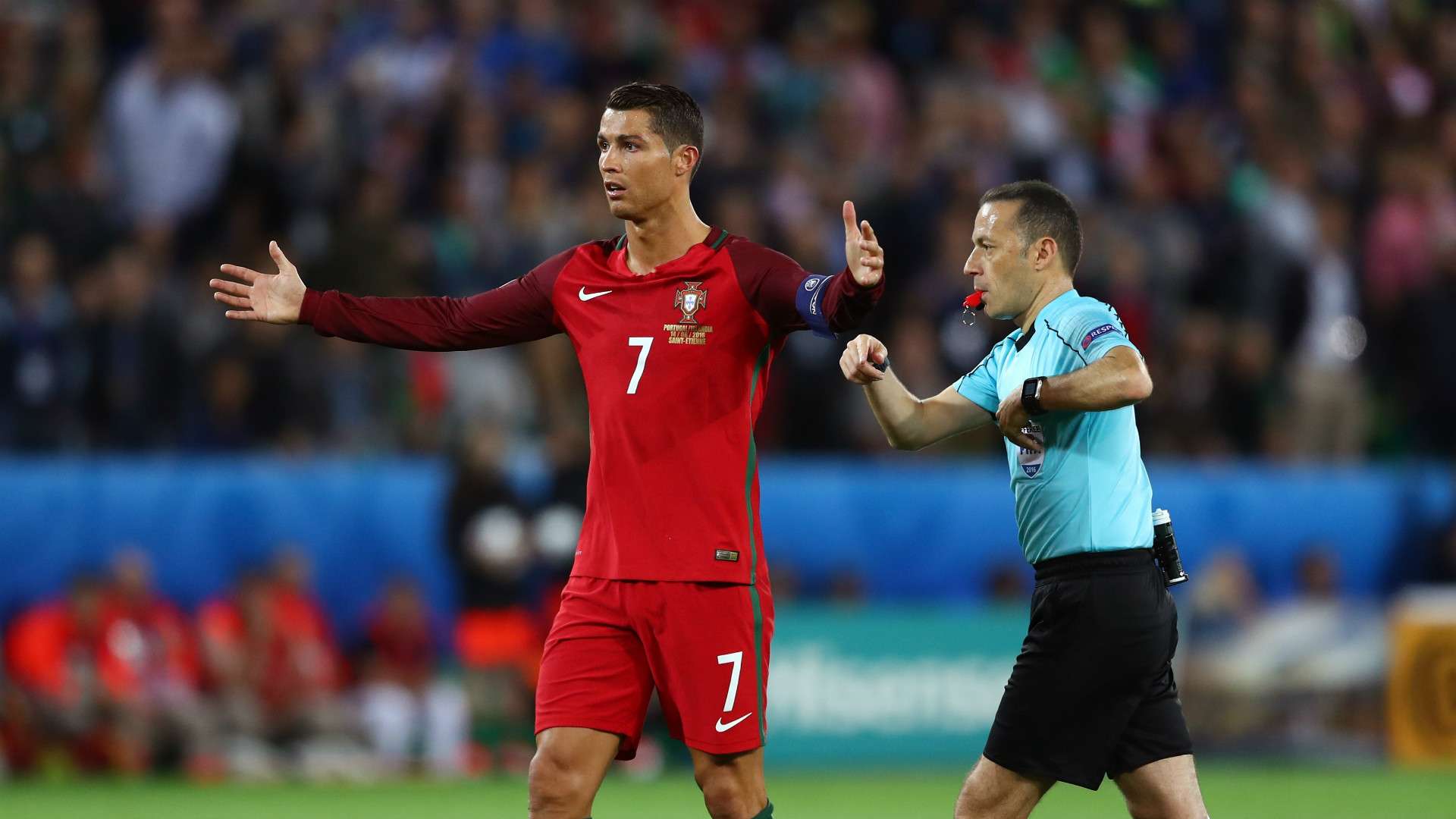 Ronaldo Portugal Island 14062016