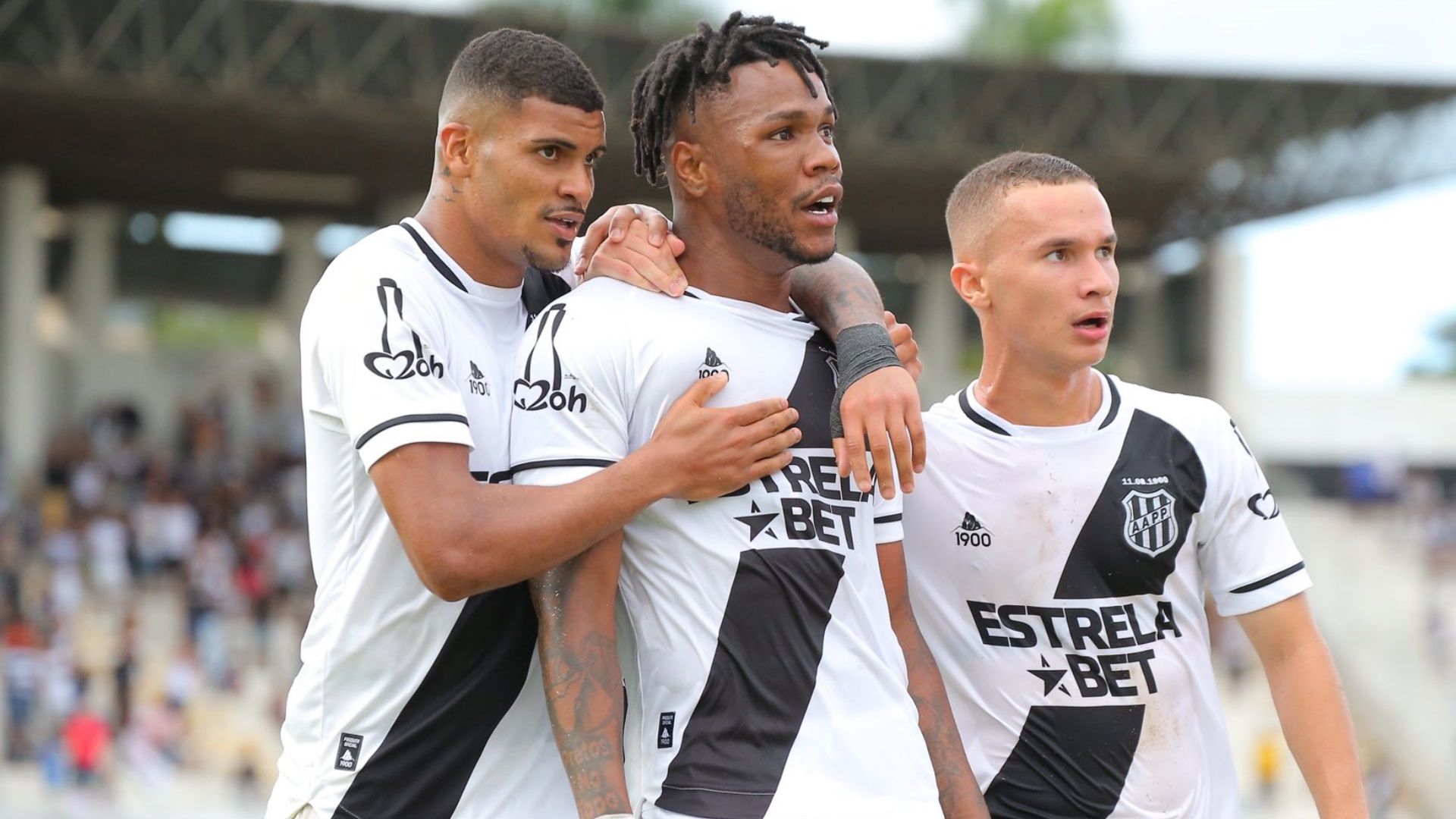 Jeh, atacante da Ponte Preta em 2023