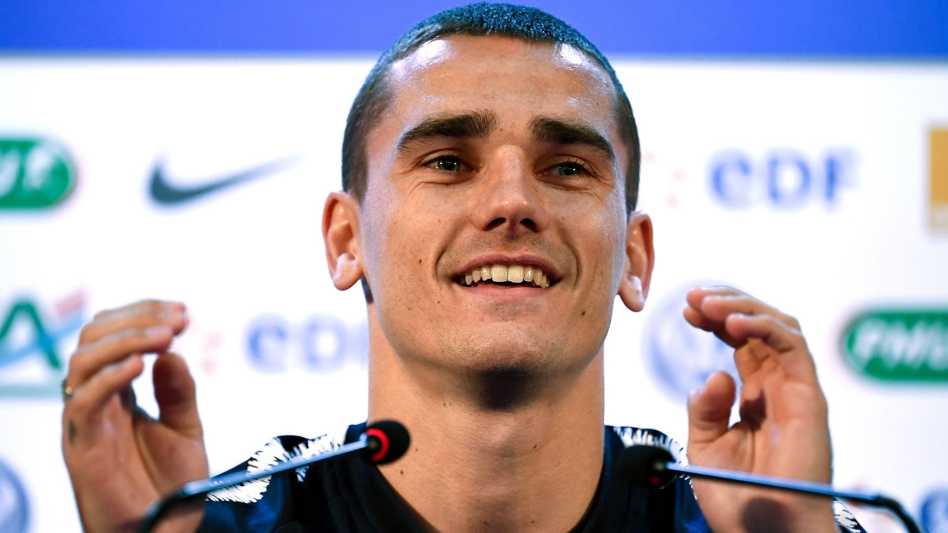 Antoine Griezmann France presser