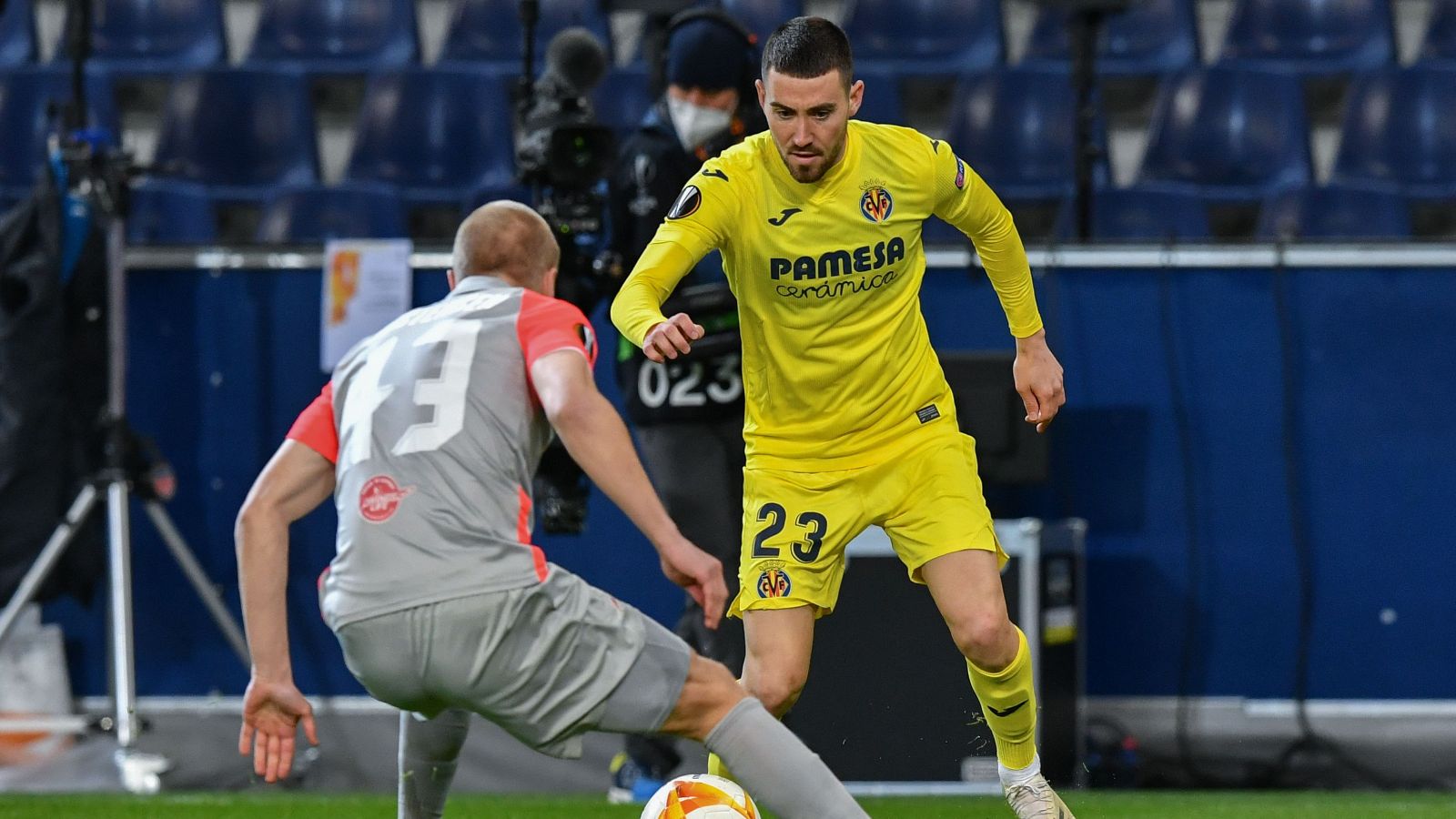 SALZBURG VILLARREAL 18022021
