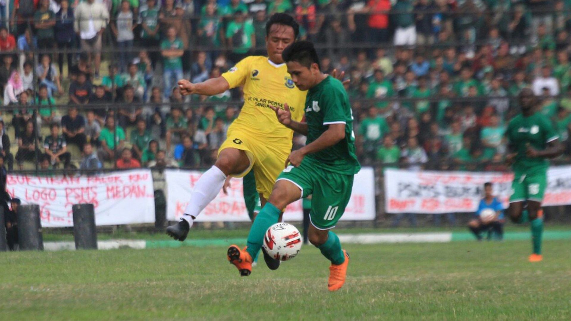 Natanael Sirinhoringo - PSMS Medan