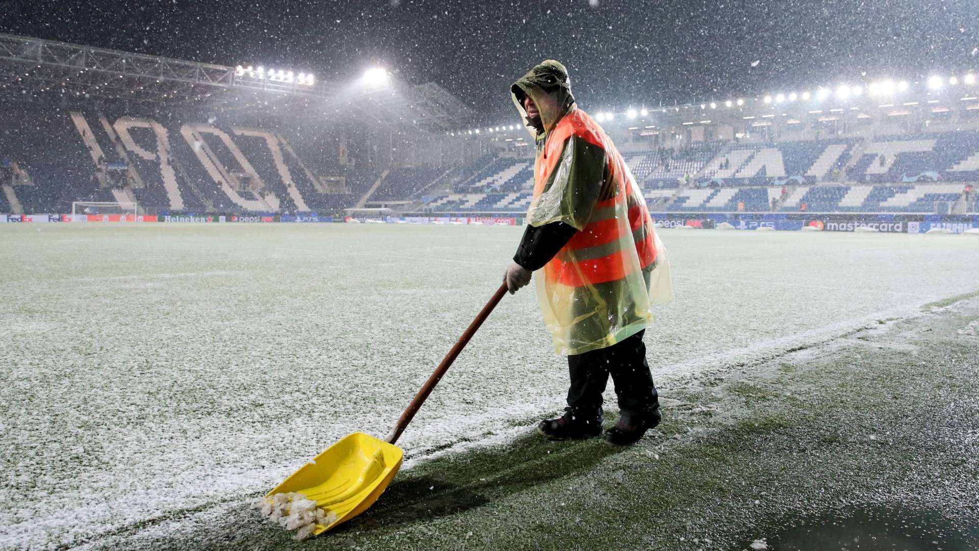 Gewiss Stadium Atalanta Villarreal postponed for snow Champions League 8122021