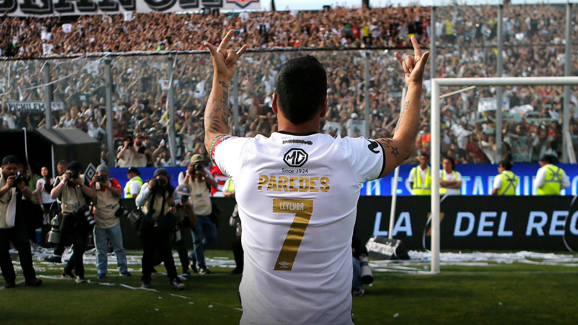 Colo Colo Universidad de Chile Esteban Paredes