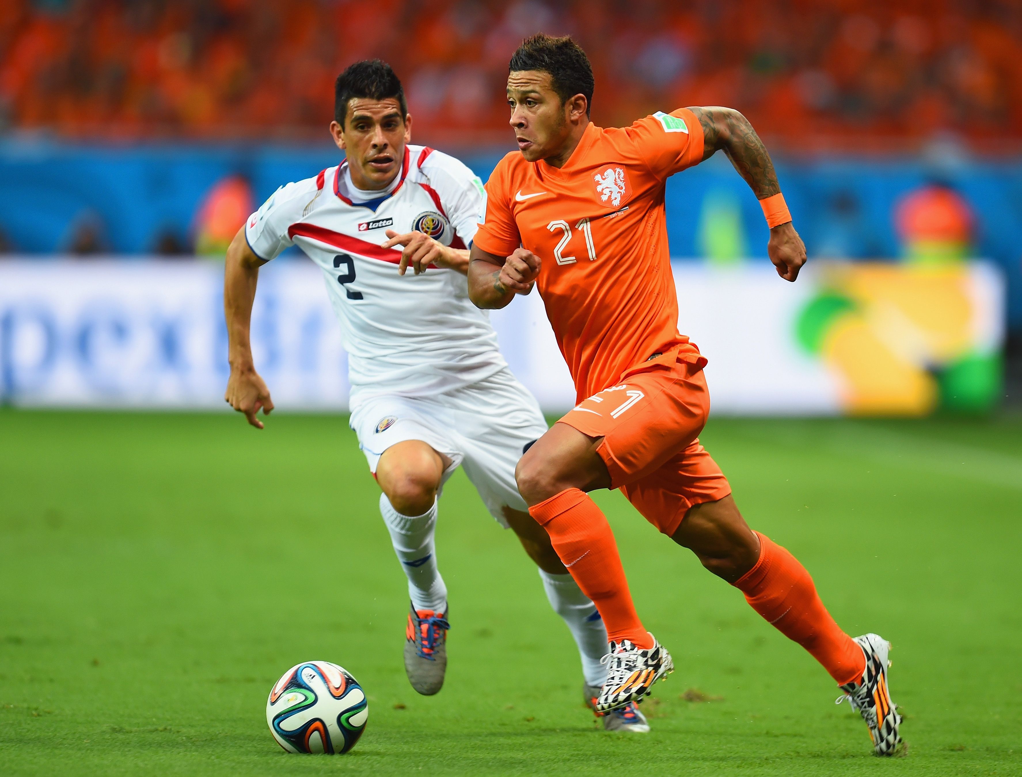 Johnny Acosta Memphis Depay  Netherlands Costa Rica 07052014