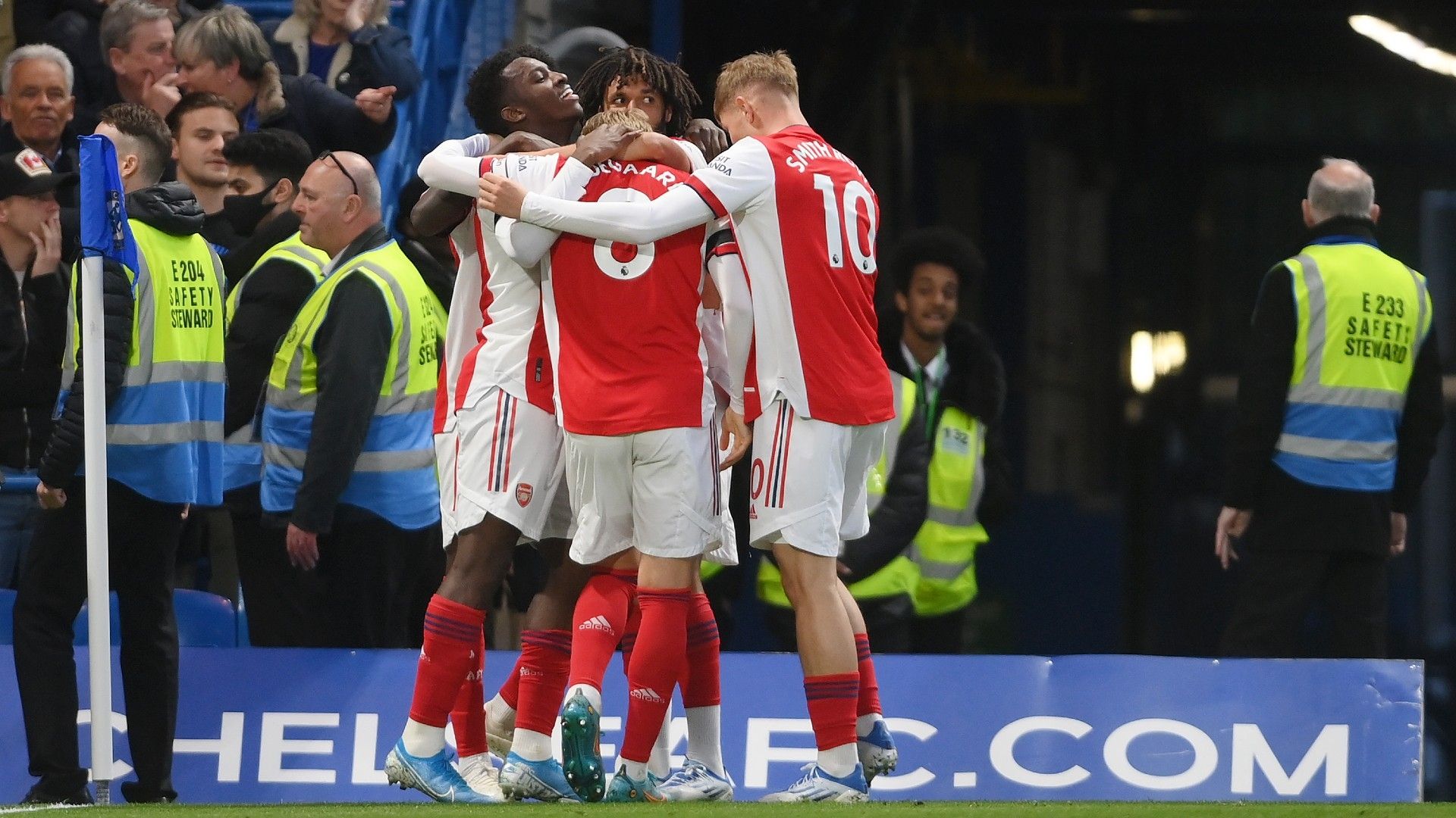 Arsenal celebrate Chelsea 2022