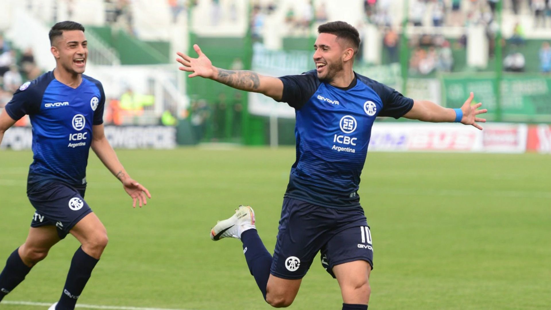 Nahuel Bustos Talleres Banfield Superliga 2019
