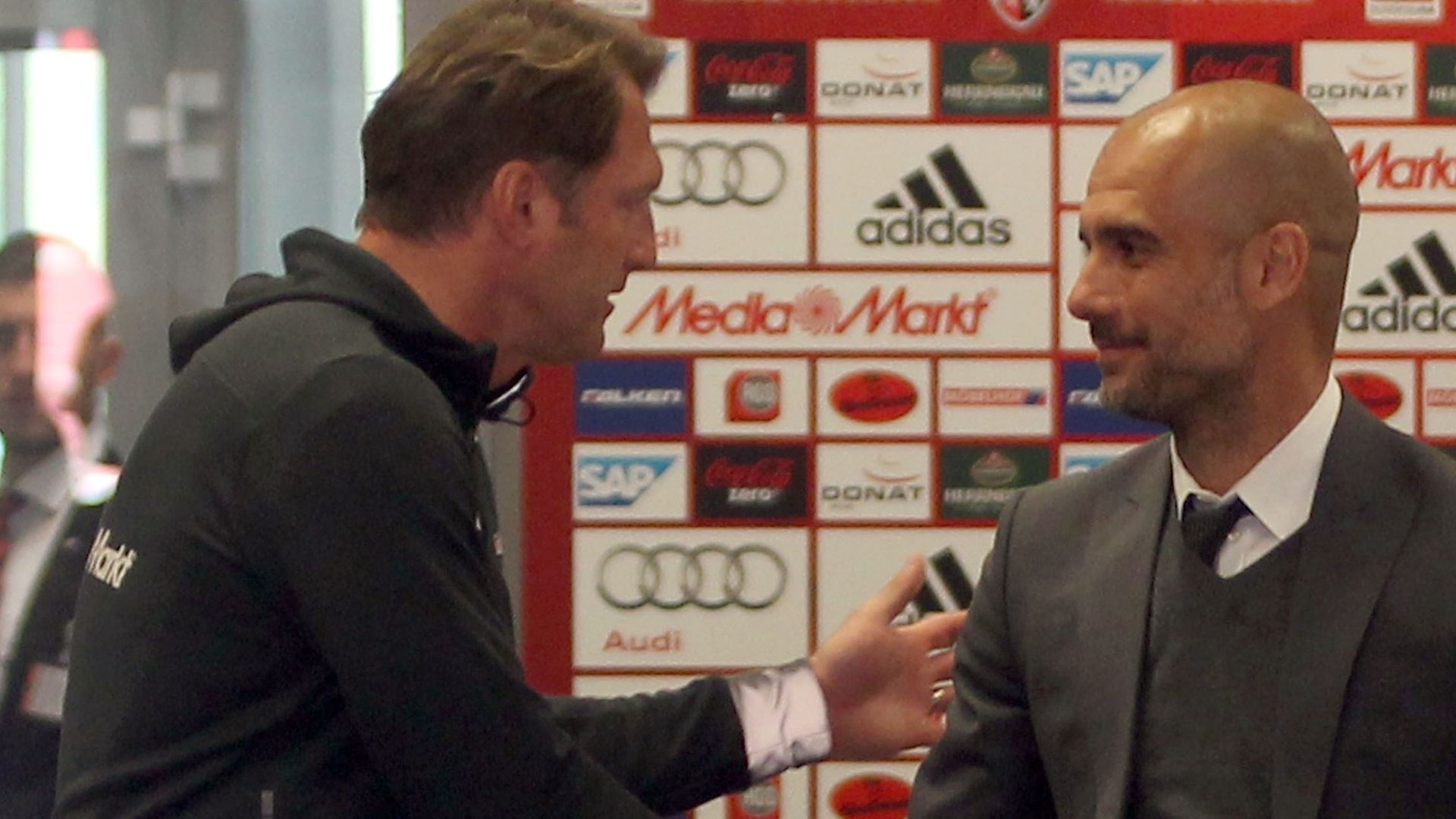 Hasenhüttl Guardiola Ingolstadt Bayern Munich 05072016
