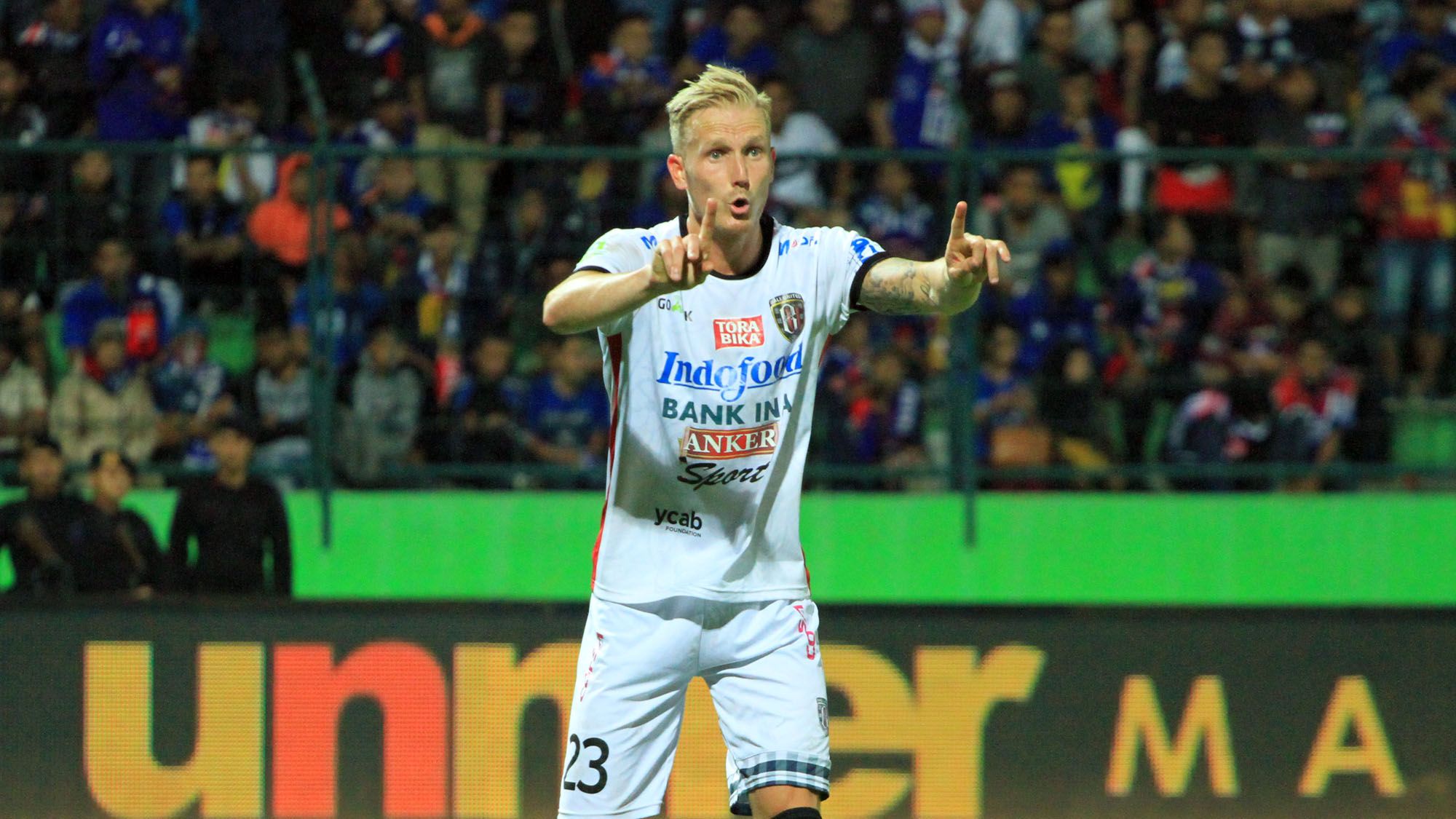 Nick Van Der Velden - Bali United