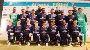Photo de groupe PSG Warren Zaïre-Emery