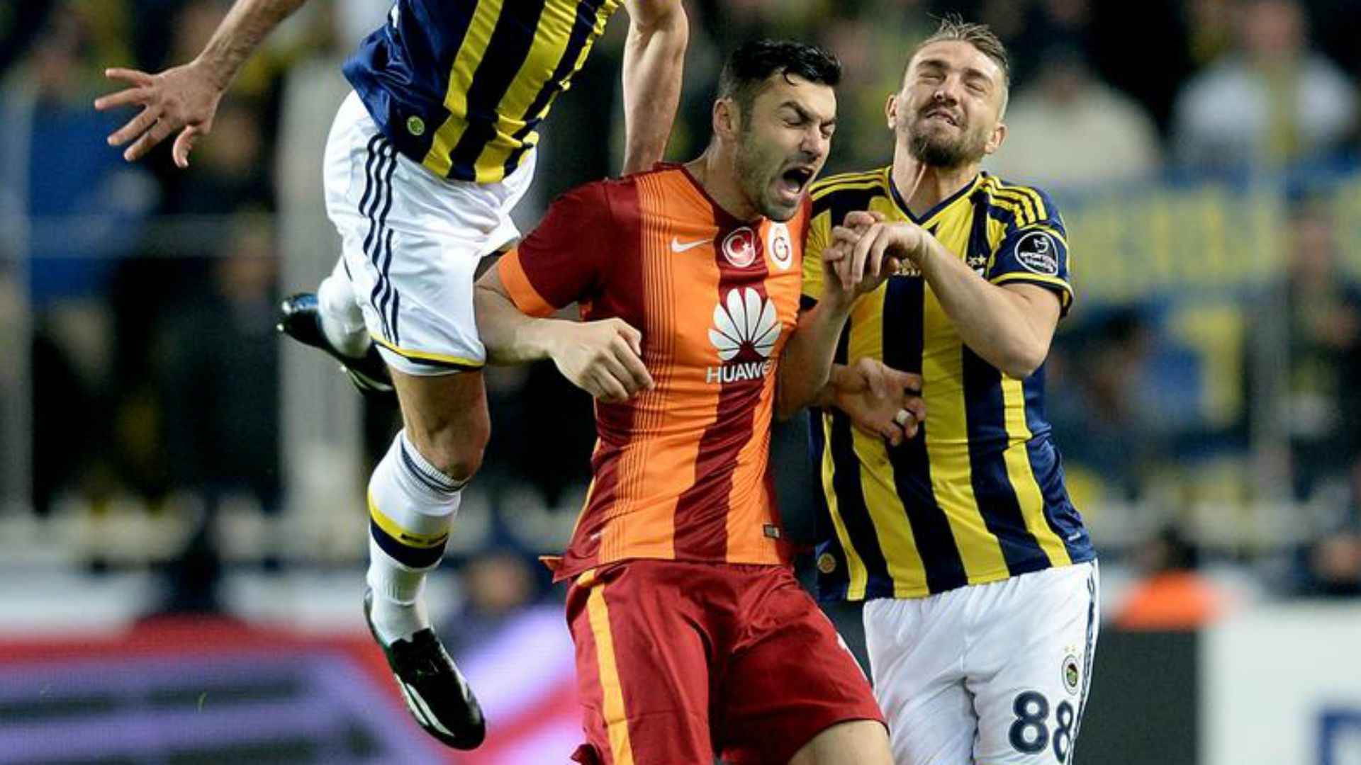 Fenerbahce Galatasaray Burak Yilmaz Caner Erkin