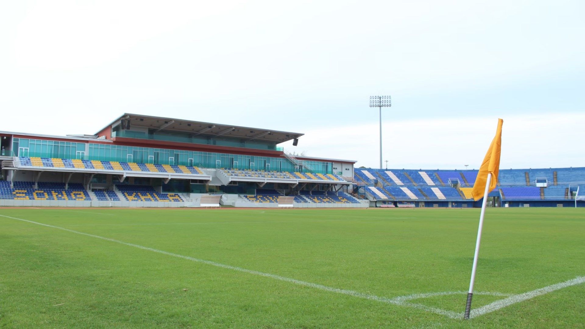 สนามกีฬาติณสูลานนท์