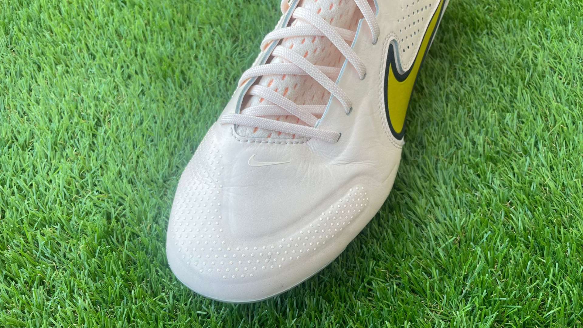Nike Tiempo Legend Elite FG Boots - closer look