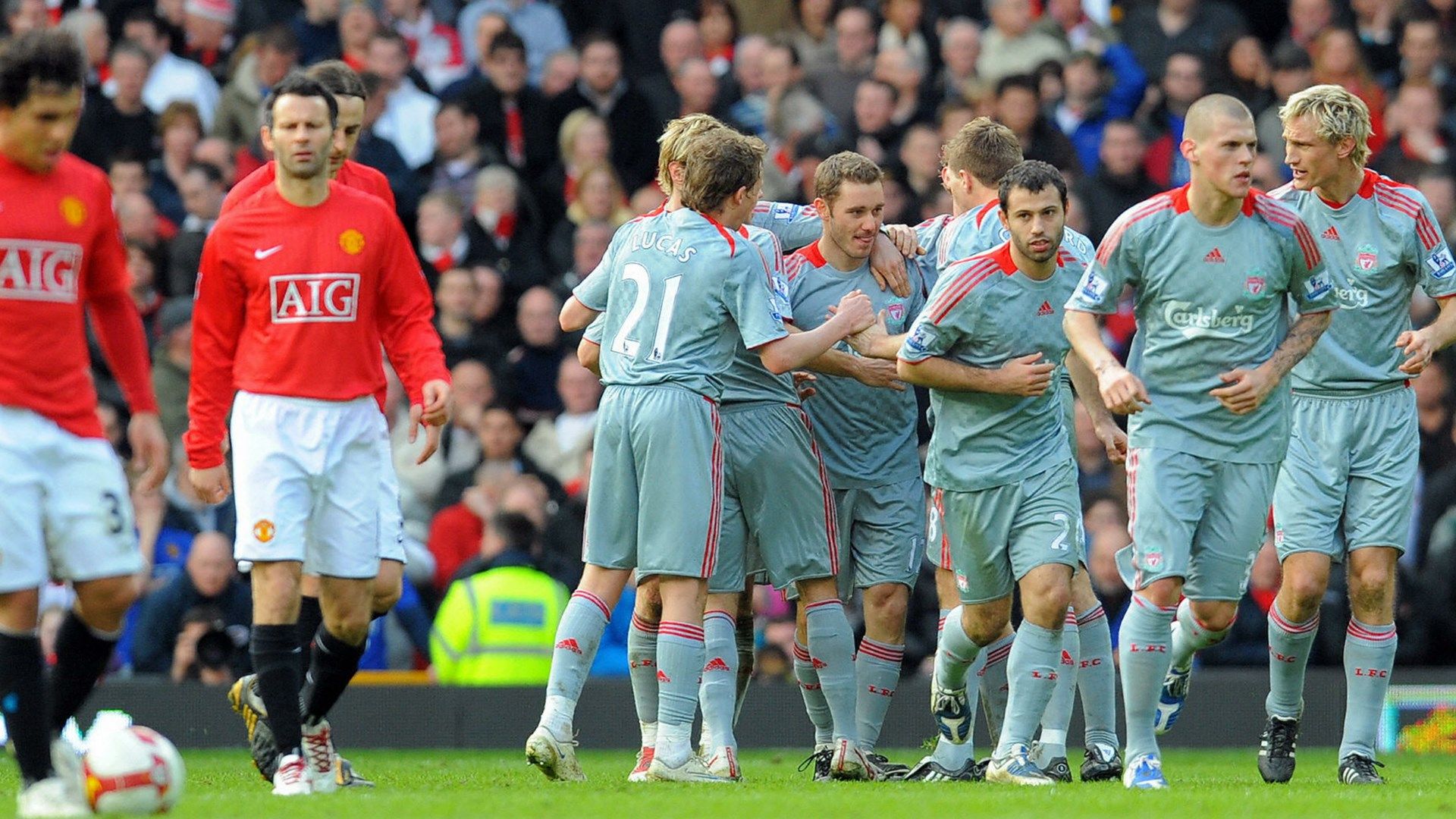 Liverpool celebrate 2008-09