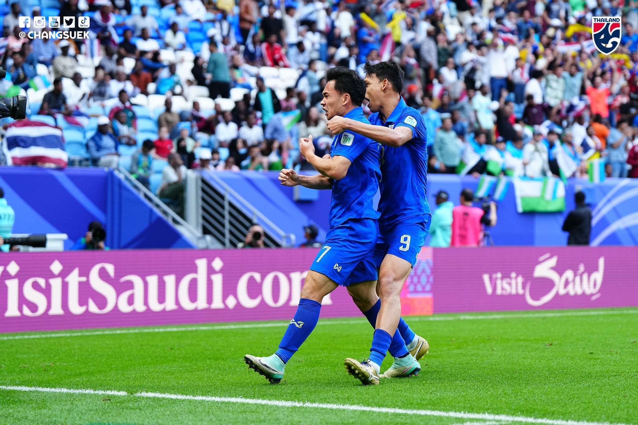 สุภโชค สารชาติ