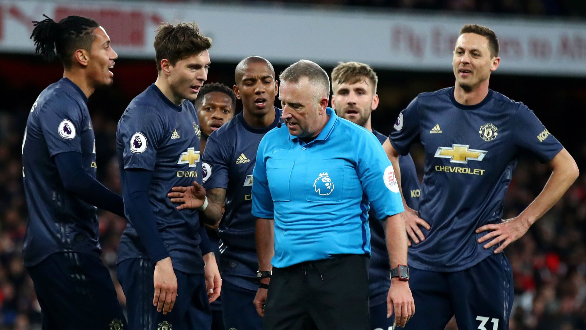 Manchester United Arsenal Ashley Young Nemanja Matic Victor Lindelof Chris Smalling 100319