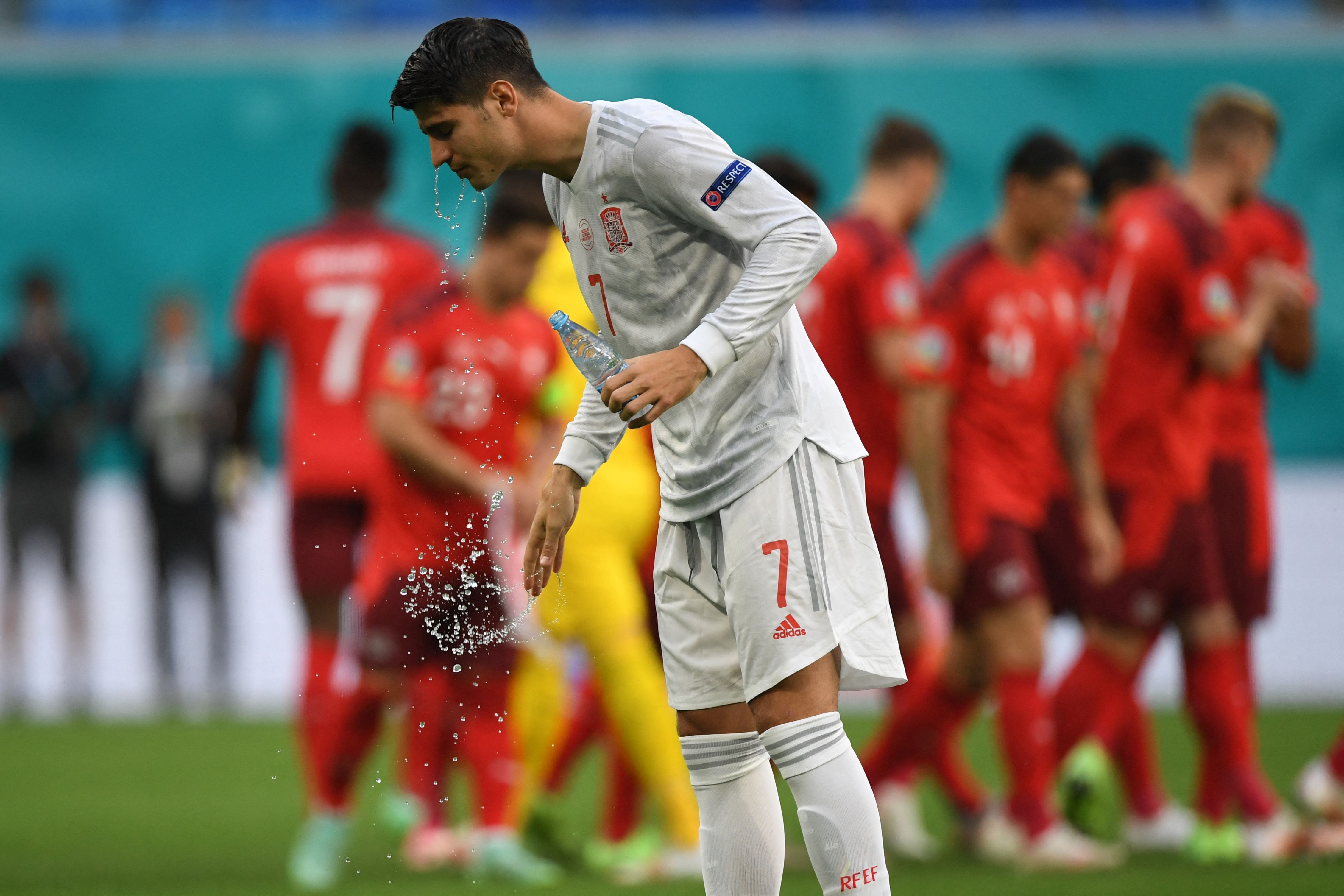 Alvaro Morata Spanien Schweiz LIVE EM-Viertelfinale Wasser Kühlen LIVE-TICKER