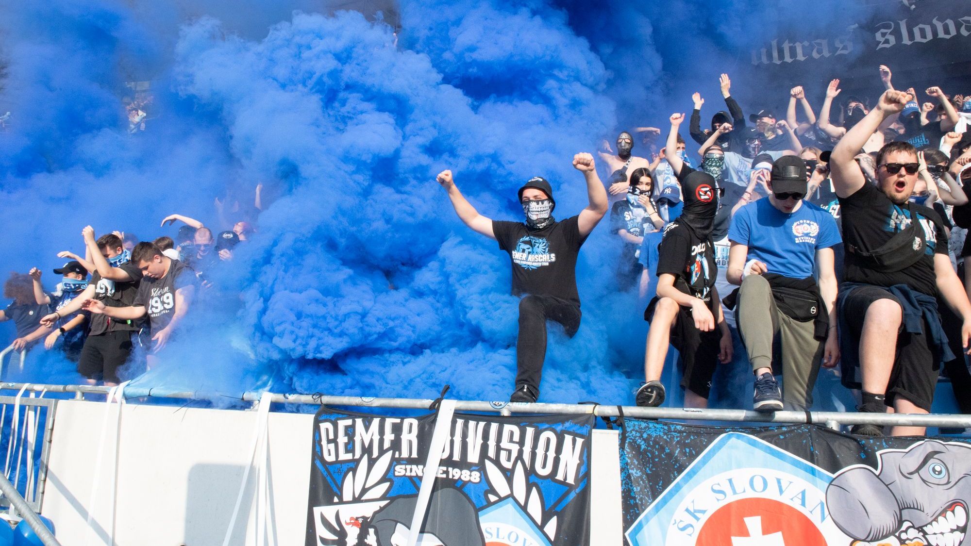 Slovan ultrák szurkolók