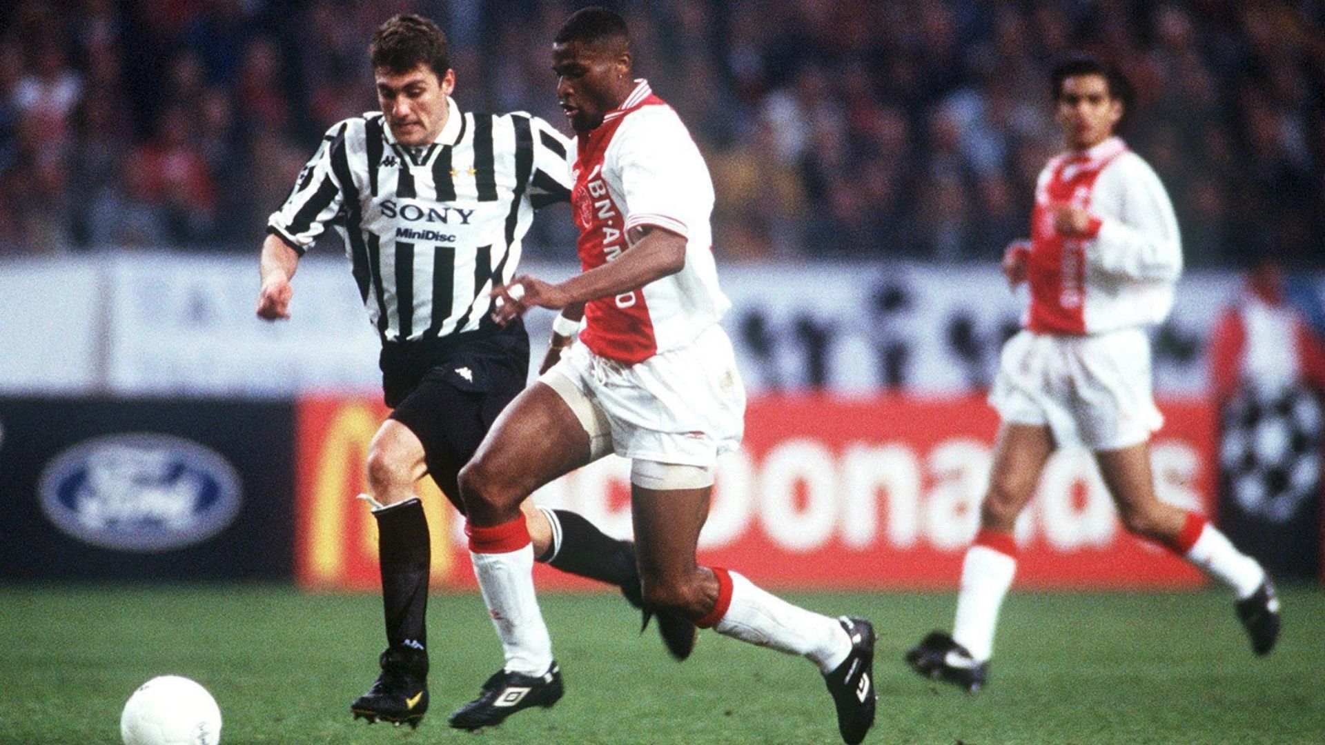 Christian Vieri Ajax Juventus UEFA Champions League 09041997