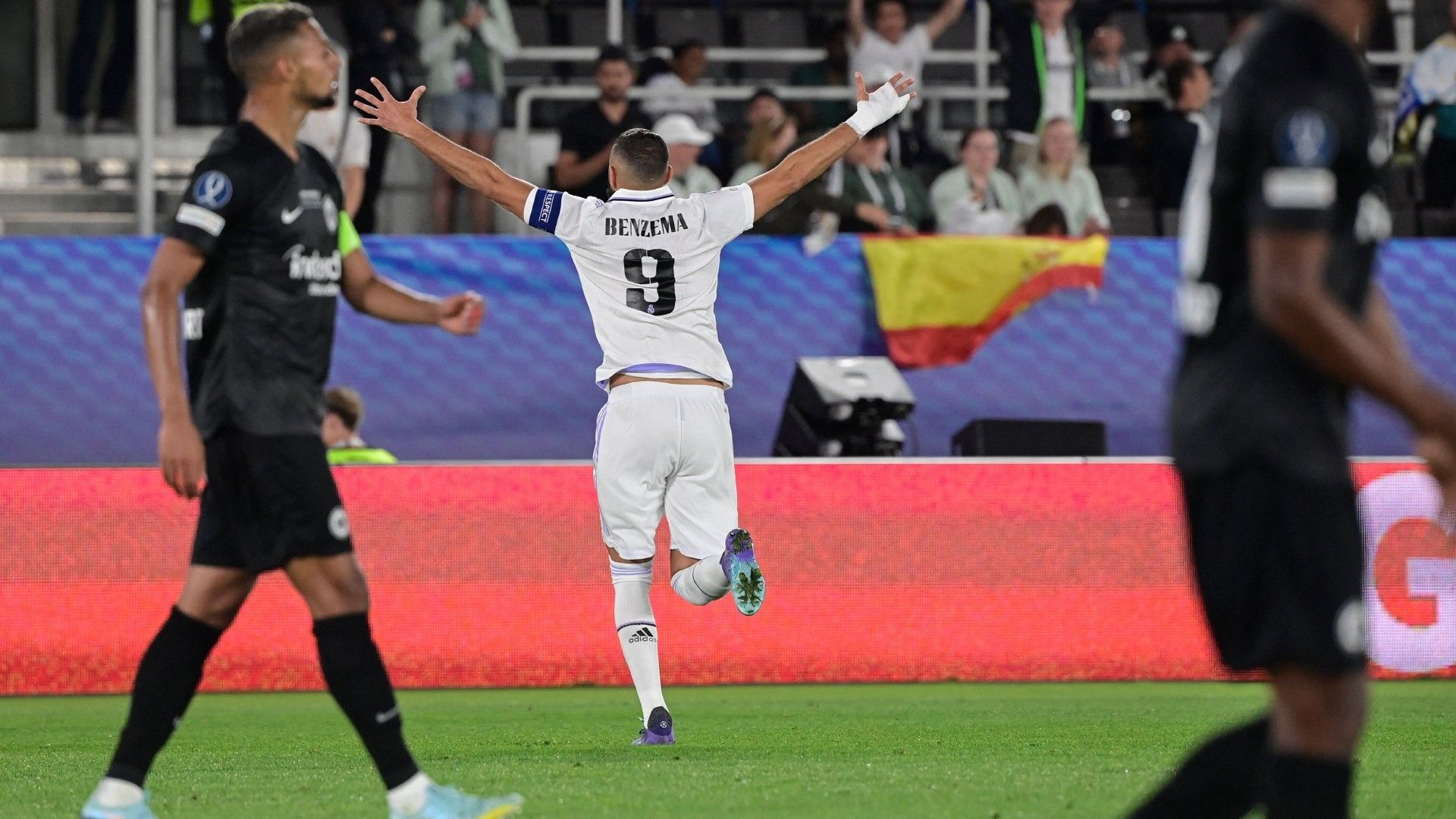 Benzema Real Madrid Eintracht Frankfurt 2022