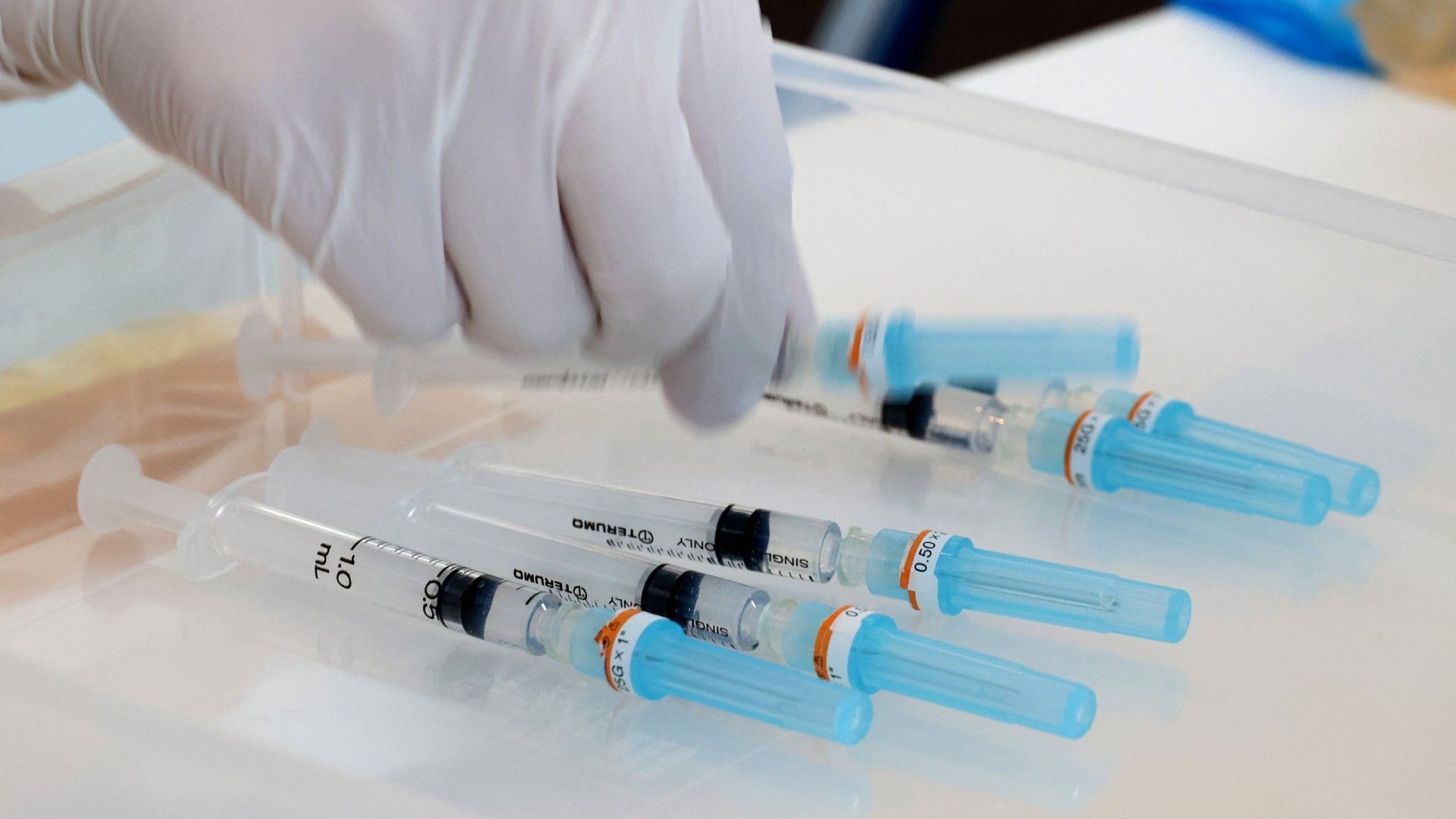 covid 19-vaccine japan