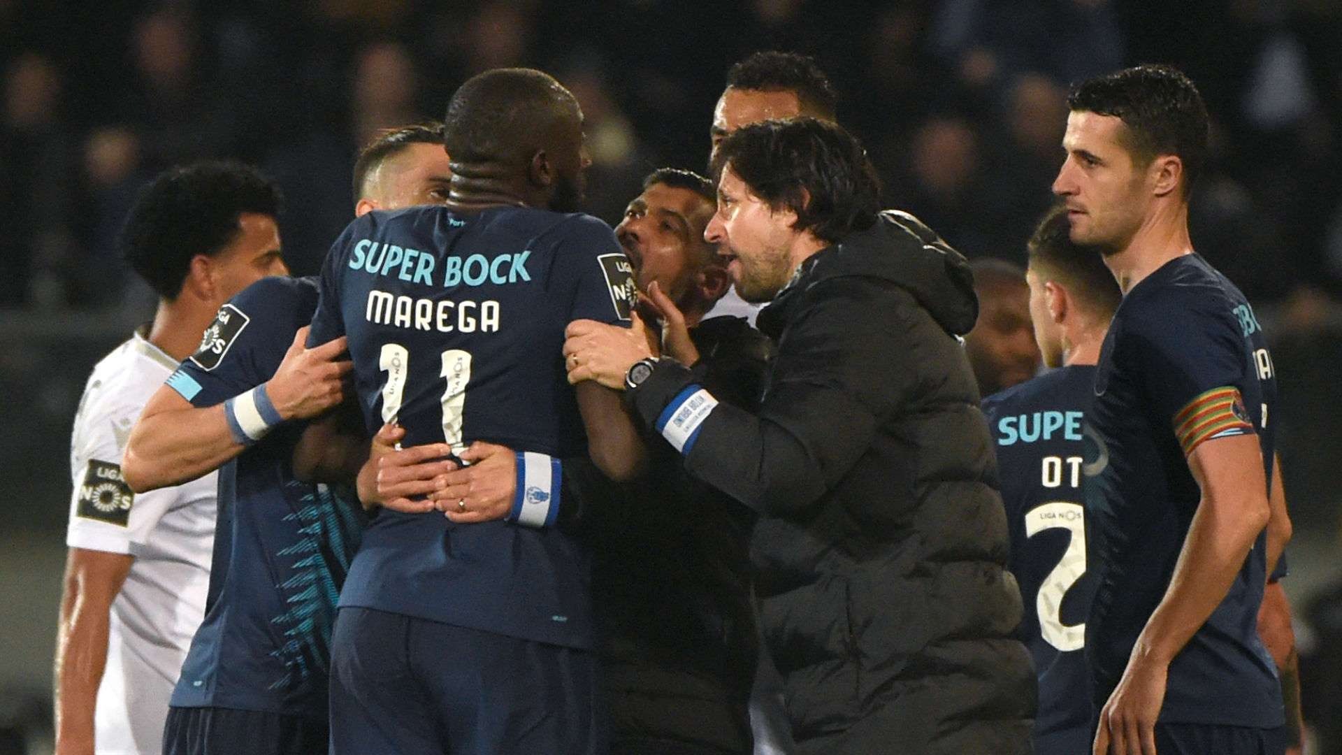 Marega Porto storm off racism 2020