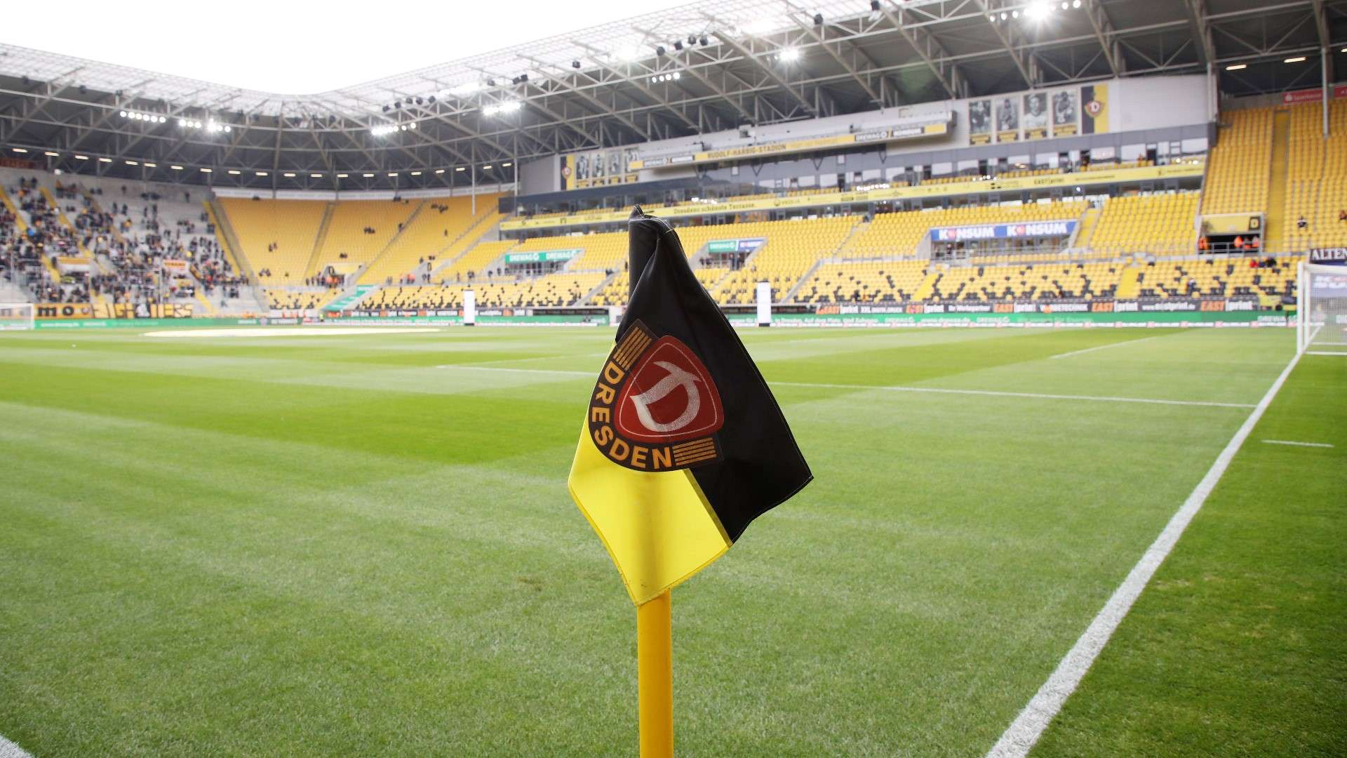 GER ONLY Dynamo Dresden Stadion Logo