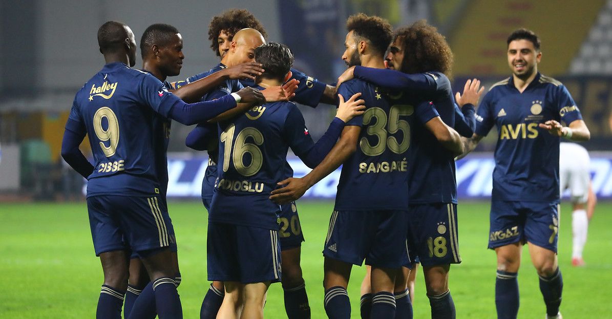 Fenerbahce Goal Celebration vs. Kasımpasa 01/04/21