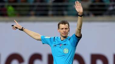 Benjamin Cortus Schiedsrichter 15042016