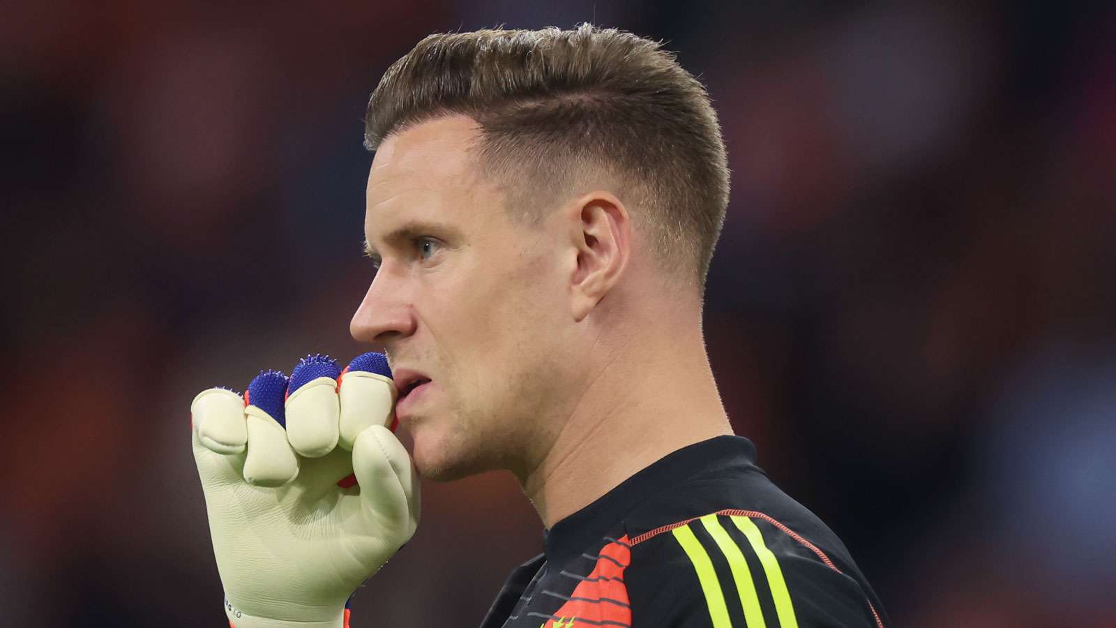 2 Galatasaray turn to Premier League for Marc-Andre ter Stegen alternative as Turkish giants await decision on Barcelona goalkeeper's future