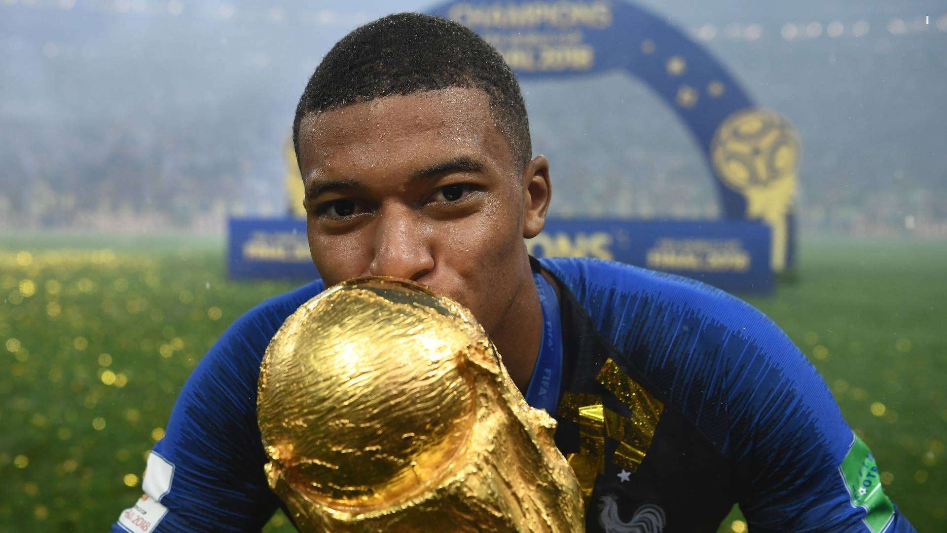 Kylian Mbappe WM 2018 Pokal