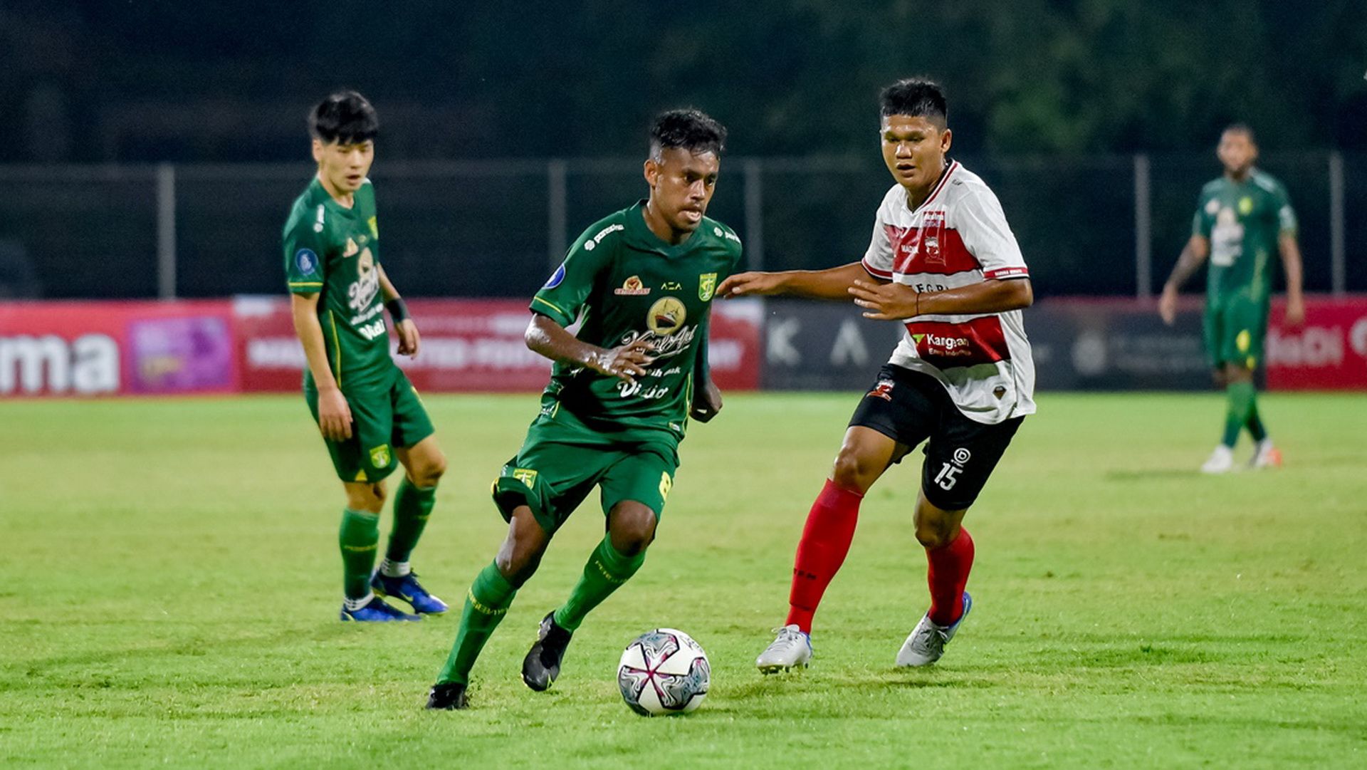 Madura United - Persebaya Surabaya 02282022