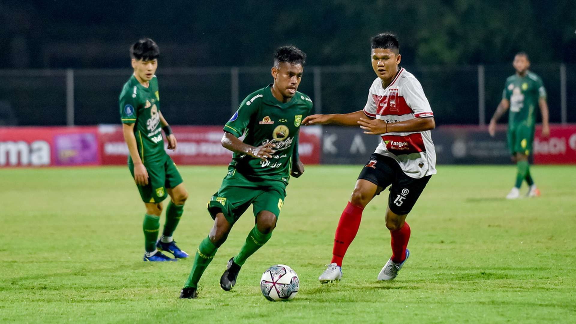 Madura United - Persebaya Surabaya 02282022