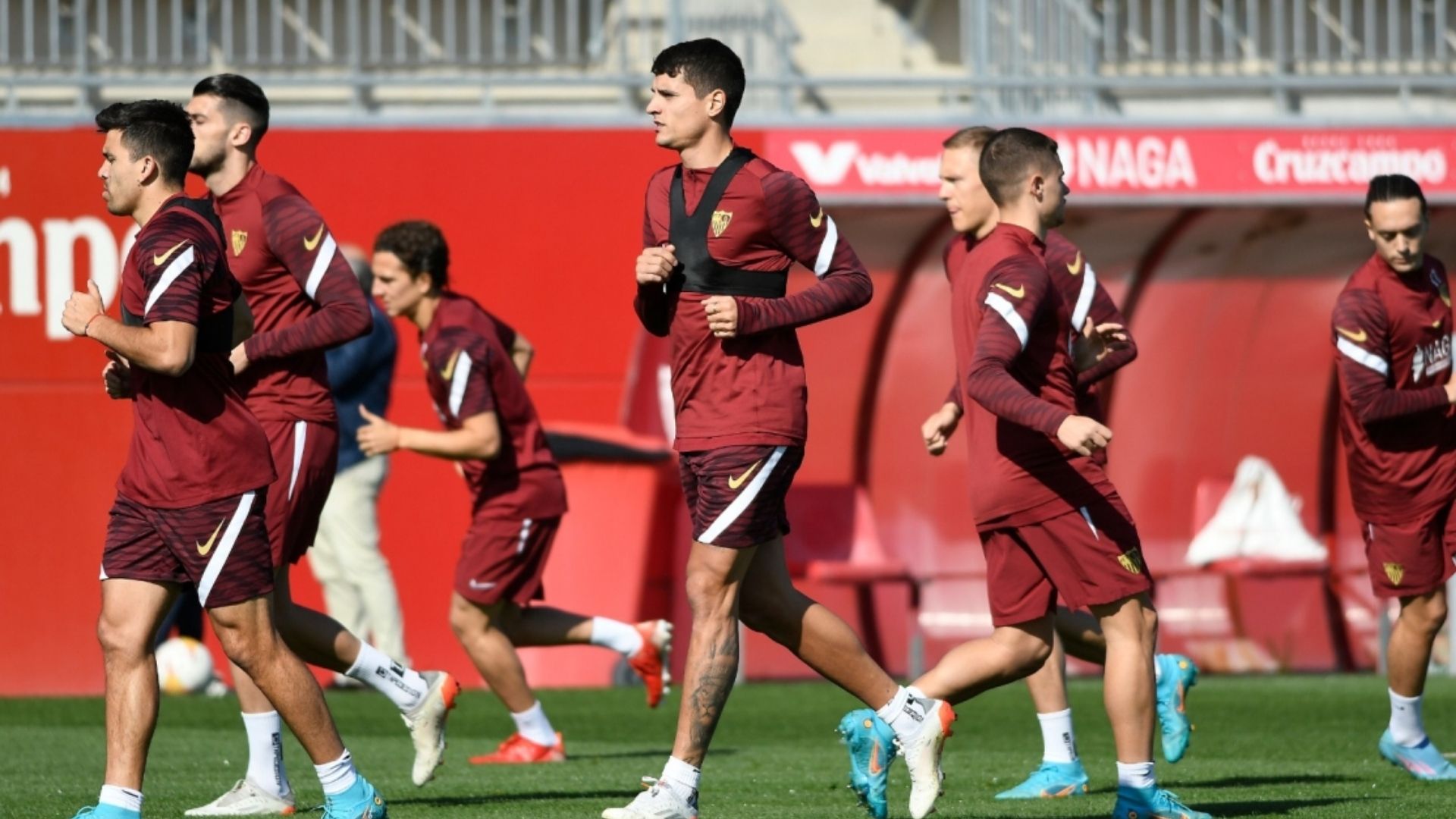Lamela entrena con el Sevilla