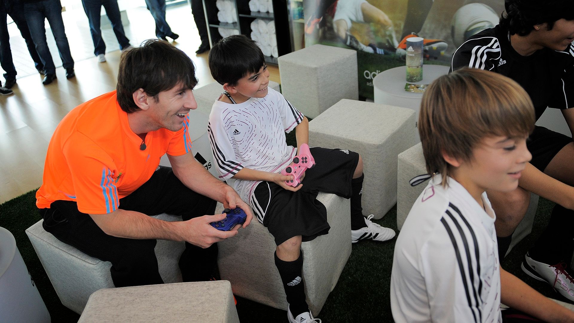 Lionel Messi playing Playstation 2011