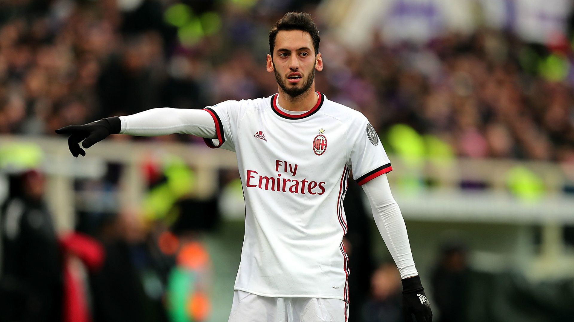 Hakan Calhanoglu Milan