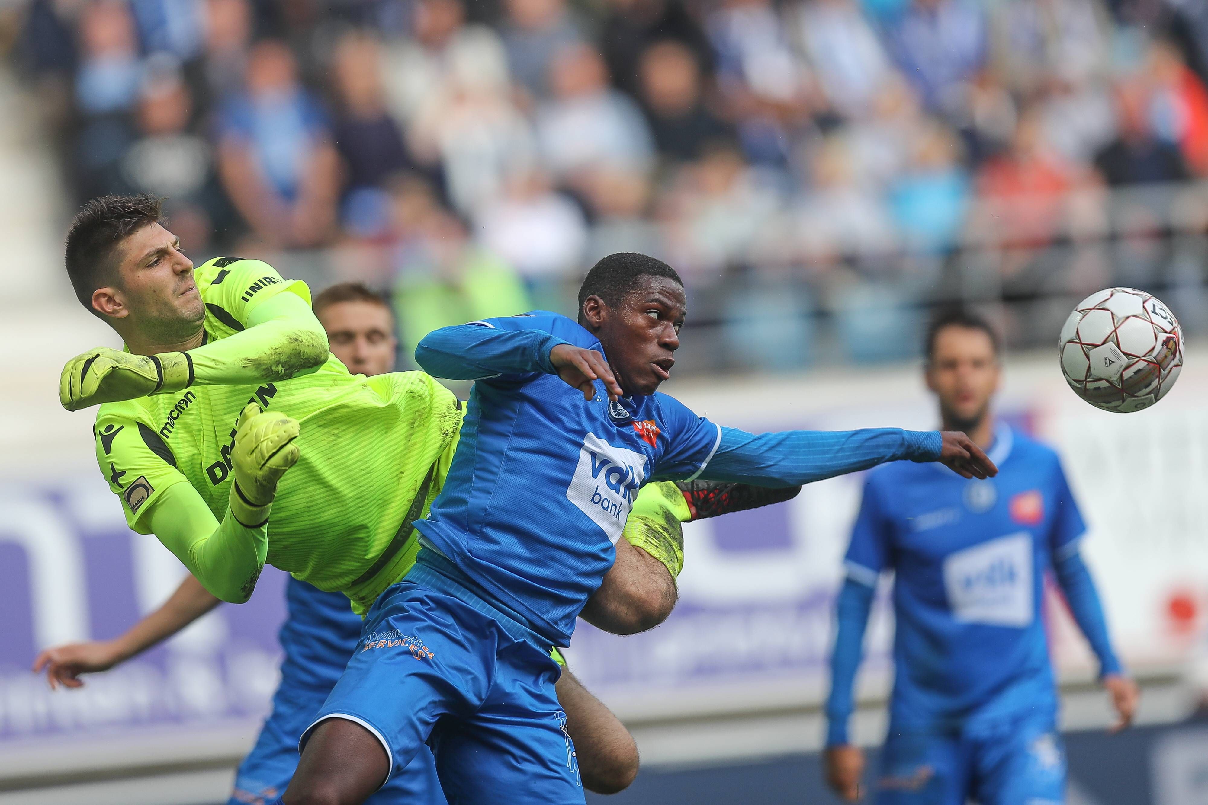 GERMANY ONLY Jonathan David KAA Gent