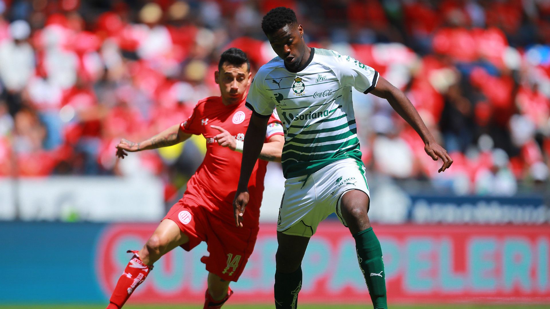 Djaniny Santos Laguna Rubens Sambueza Toluca