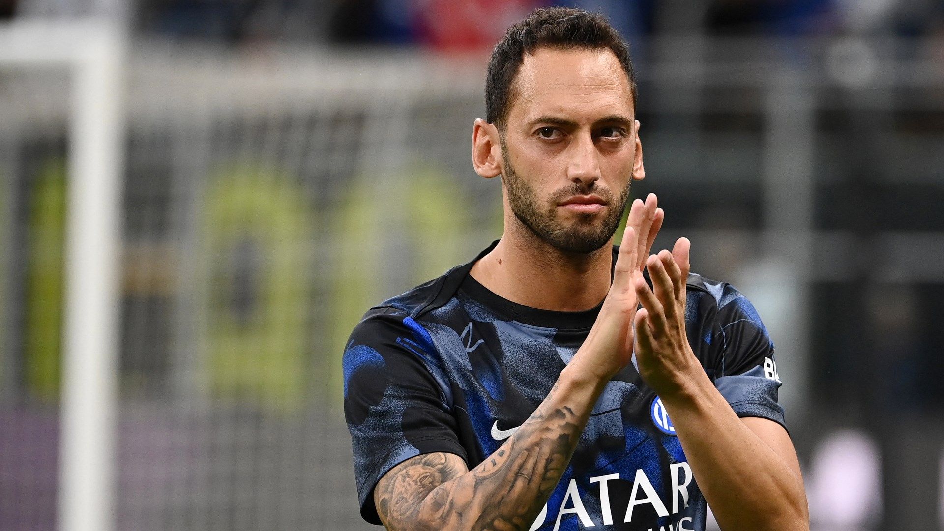 Hakan Çalhanoğlu’nun Inter ultras liderleriyle akşam yemeği, kulübe suçlamalara yol açtı