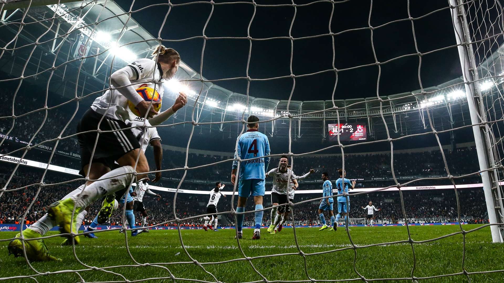 Besiktas Trabzonspor STSL 12162018