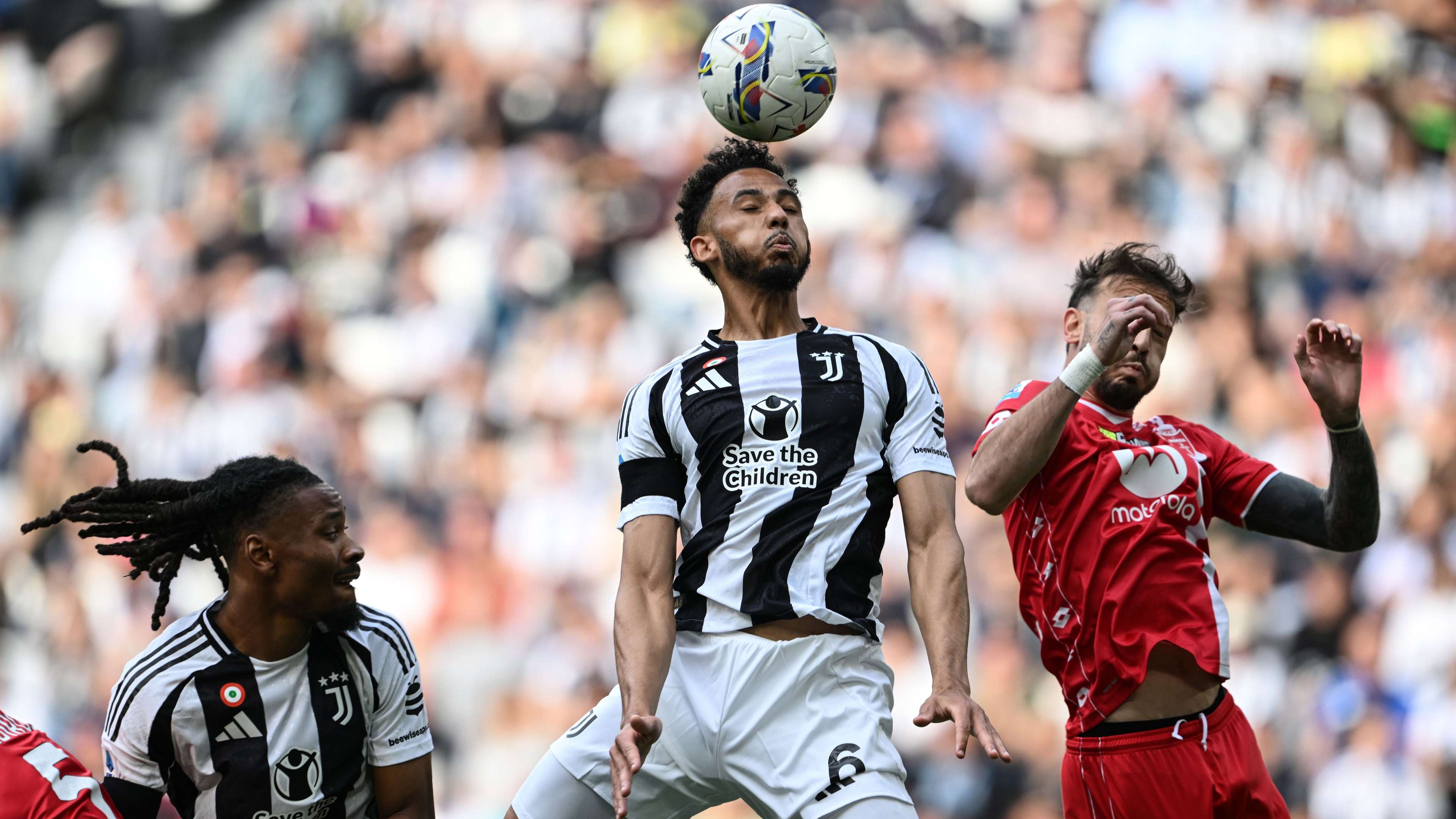 Lloyd Kelly Juventus 2024-25