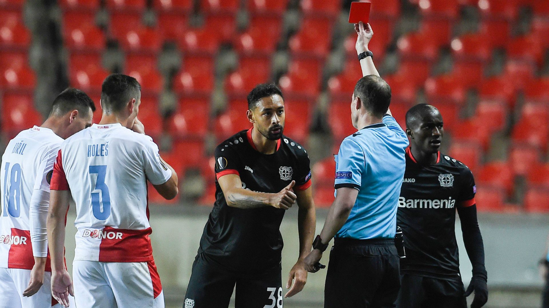 KARIM BELLARABI BAYER LEVERKUSEN EUROPA LEAGUE 29102020