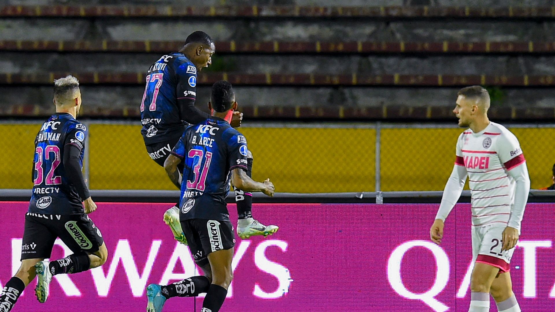 independiente del valle lanus copa sudamericana 30062022