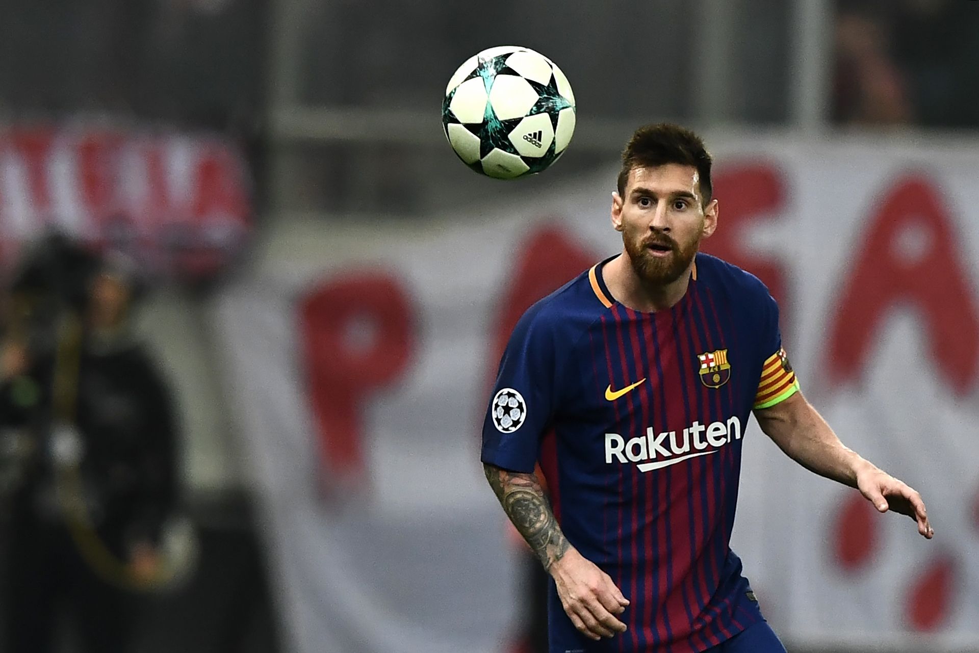 Lionel Messi Olympiakos Barcelona UCL 31102017