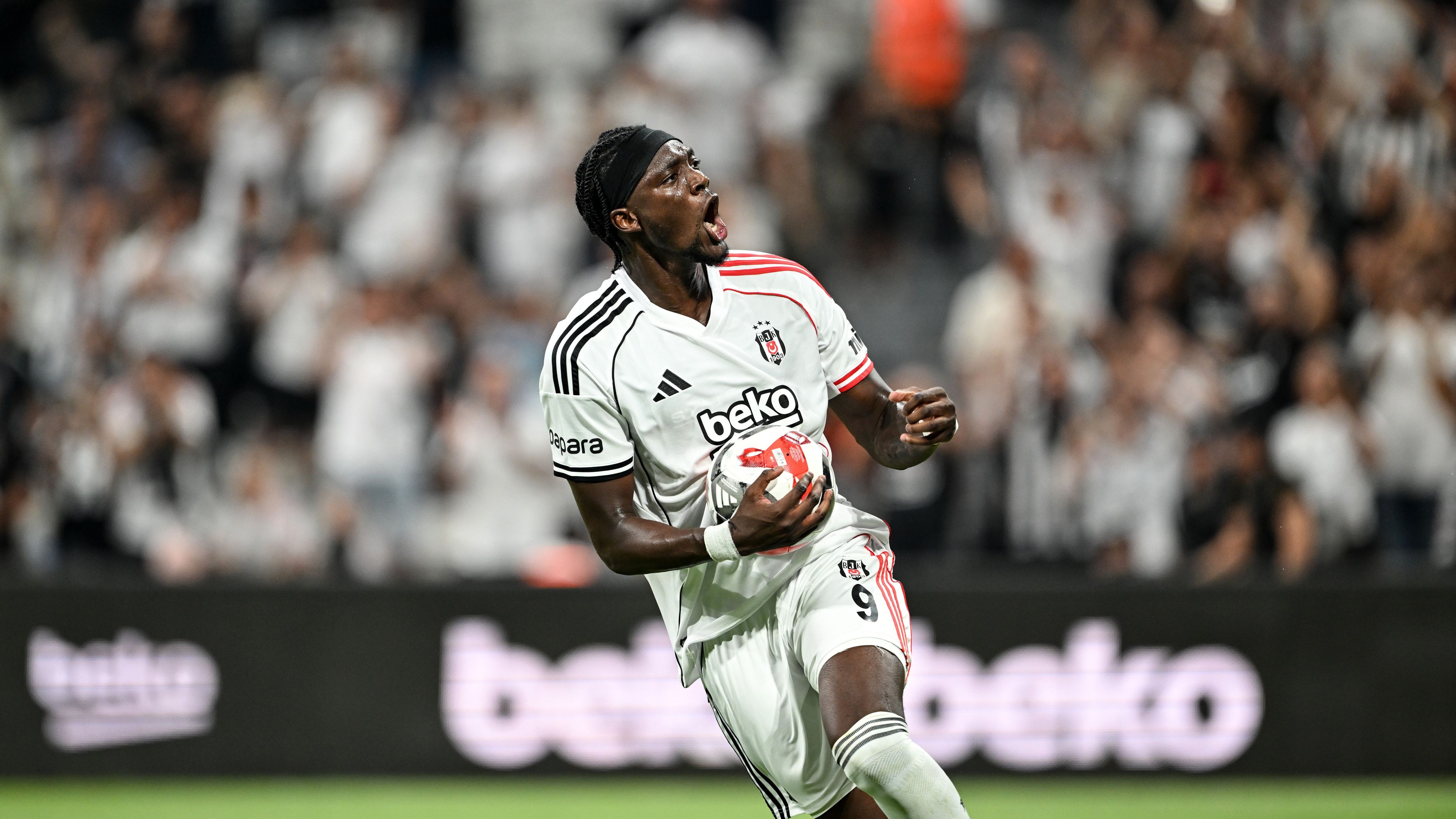 Tammy Abraham Besiktas 2025-26
