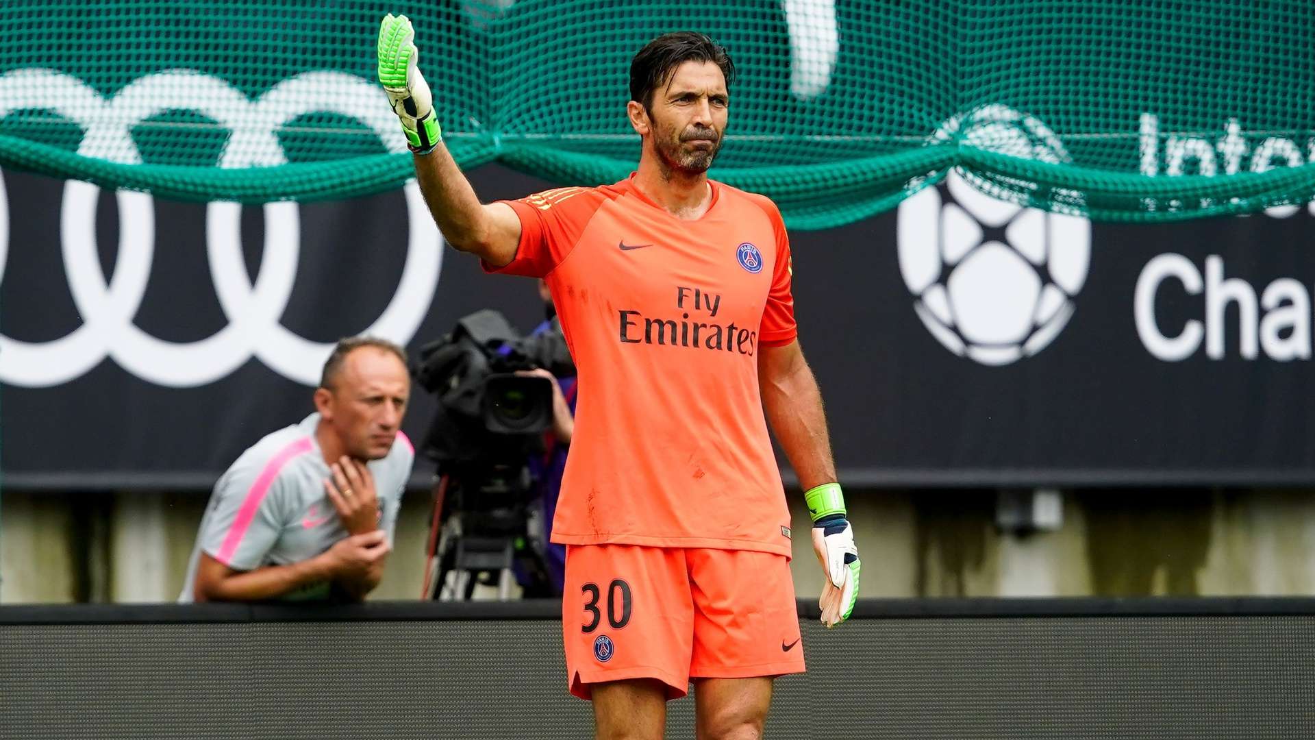Gianluigi Buffon PSG 2018-07-21