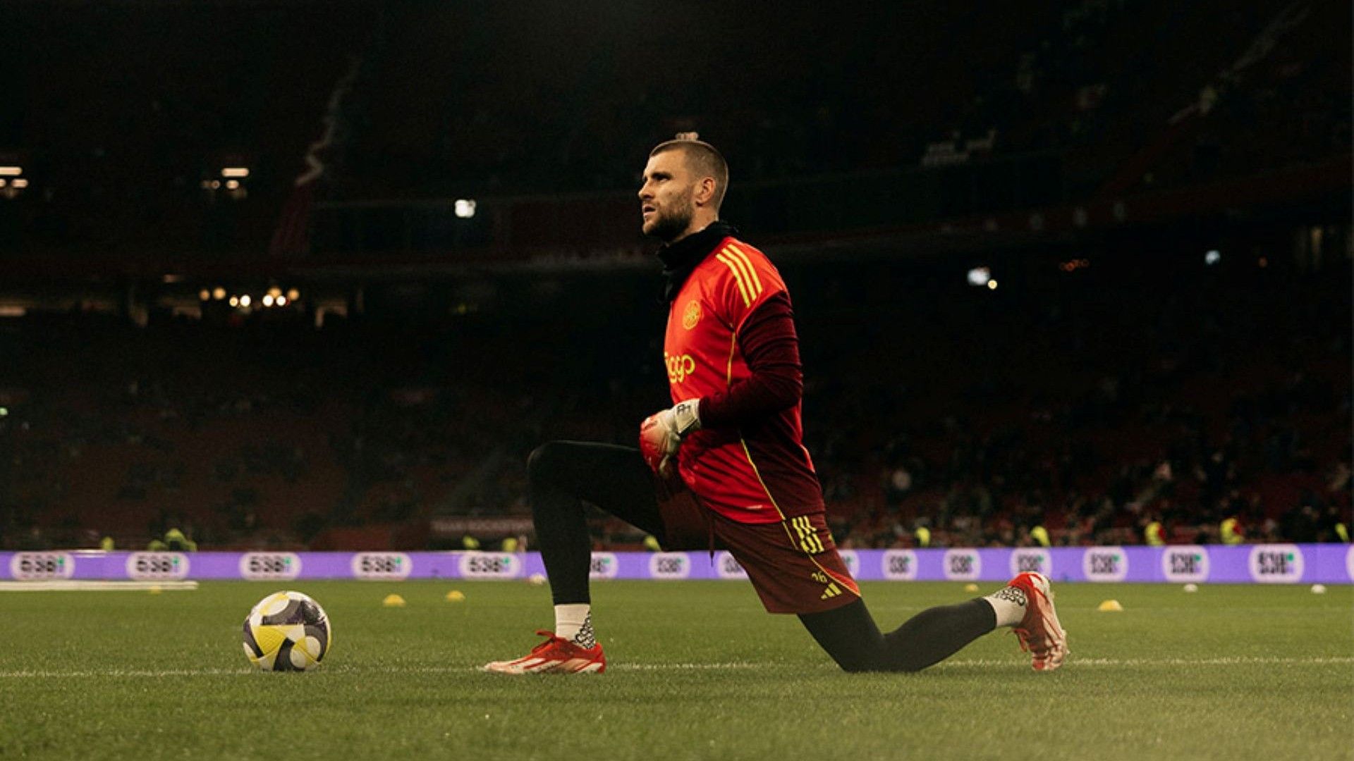 Maarten Paes - Ajax Amsterdam