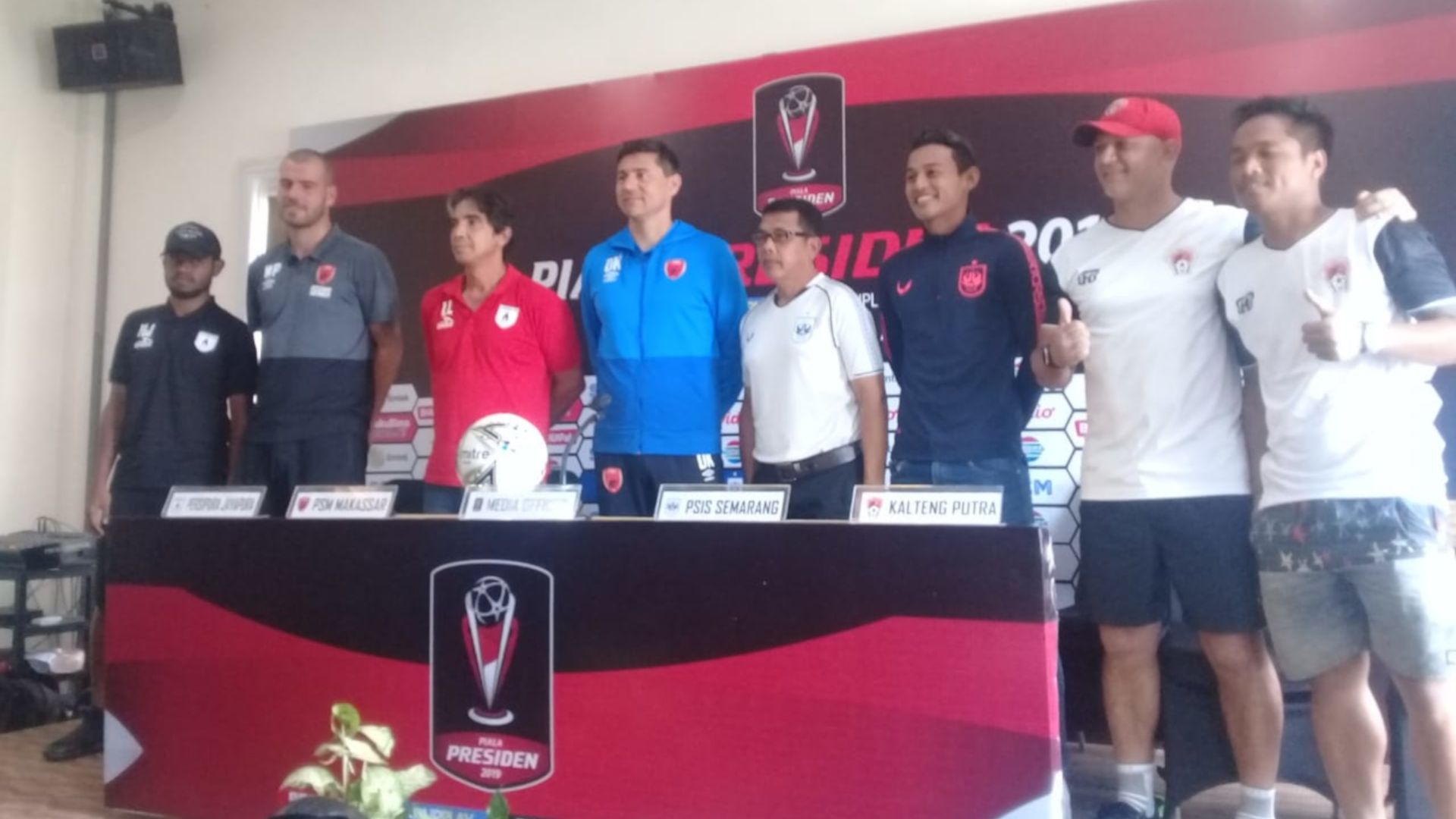 Konferensi Pers Persipura, PSM Makassar, PSIS Semarang, Kalteng Putra - Piala Presiden 2019