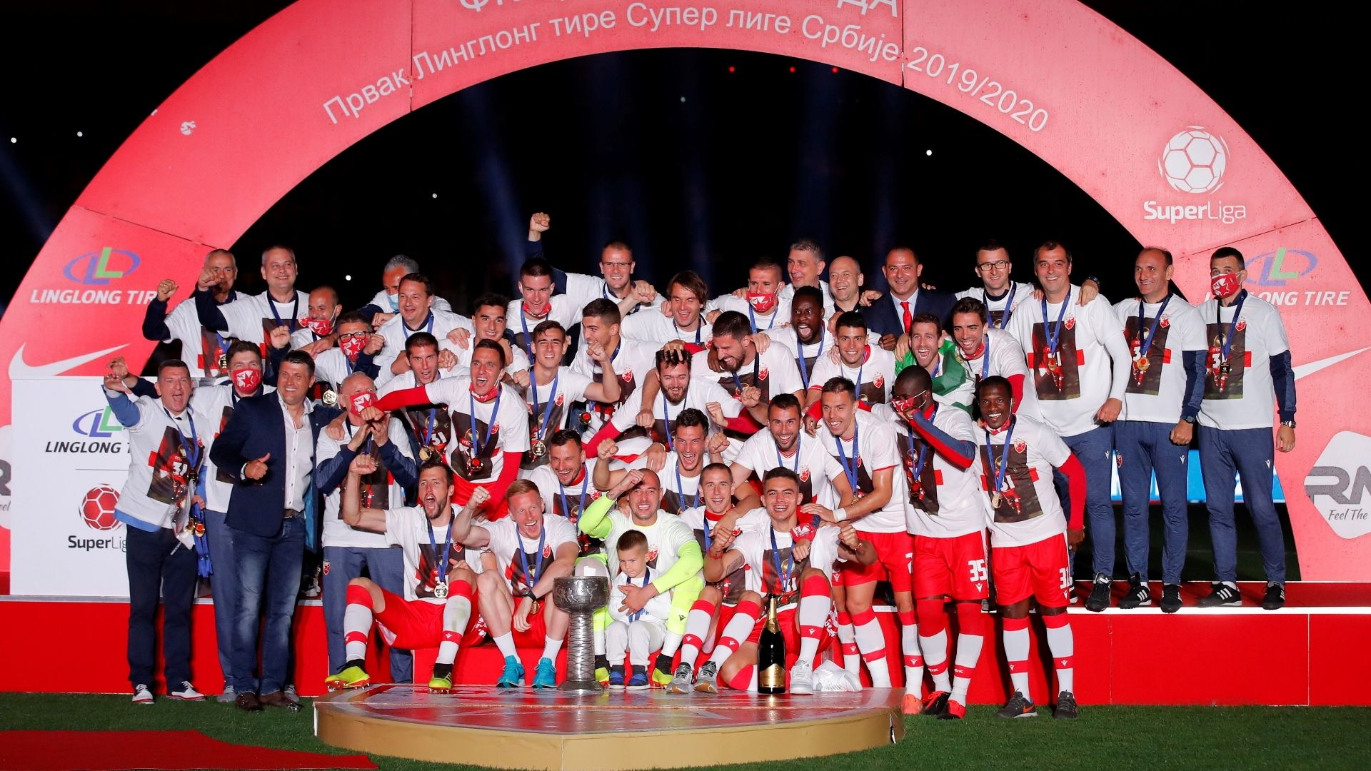 Red Star Belgrade celebrate 2019-20 title